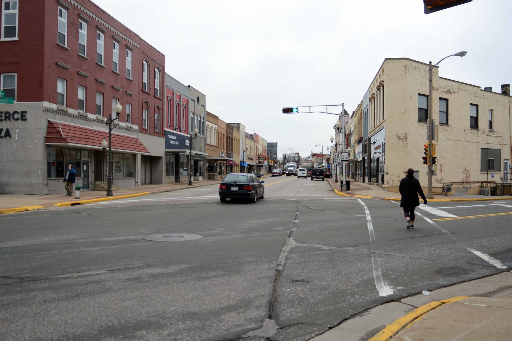 Downtown Portage during 'safer at home' order, March 26